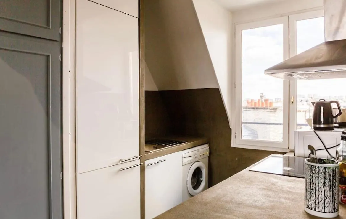 Beautiful Apartment With A View Of Eiffel Tower In Center Parigi Francia